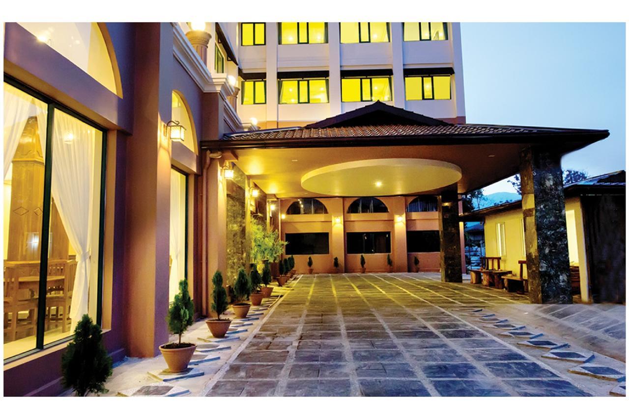 81 Central Hotel نياونغ شوي المظهر الخارجي الصورة